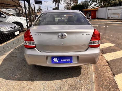 TOYOTA Etios Sedan 1.5 16V 4P FLEX X AUTOMTICO, Foto 6