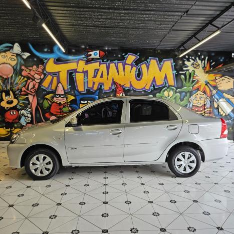 TOYOTA Etios Sedan 1.5 16V 4P FLEX X, Foto 6