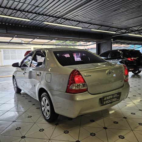 TOYOTA Etios Sedan 1.5 16V 4P FLEX X, Foto 8