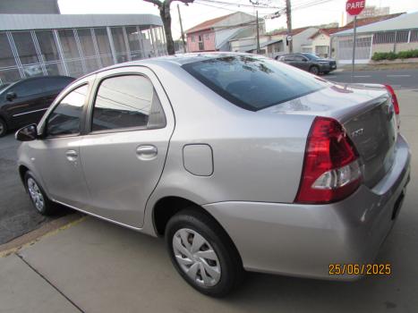 TOYOTA Etios Sedan 1.5 16V 4P FLEX XS AUTOMTICO, Foto 6