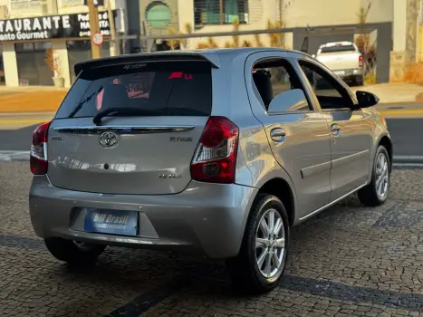 TOYOTA Etios Sedan 1.5 16V 4P FLEX XLS AUTOMTICO, Foto 4