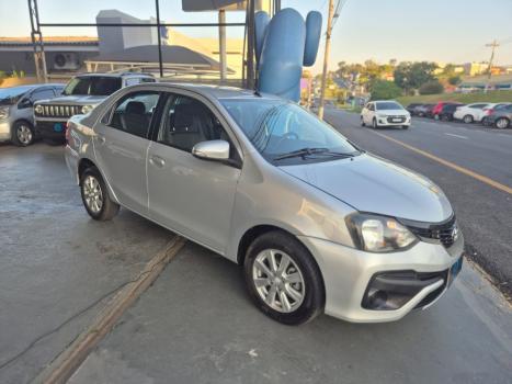 TOYOTA Etios Sedan 1.5 16V 4P FLEX X PLUS AUTOMTICO, Foto 3