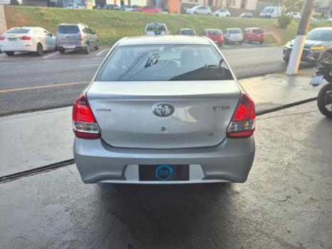 TOYOTA Etios Sedan 1.5 16V 4P FLEX X PLUS AUTOMTICO, Foto 5
