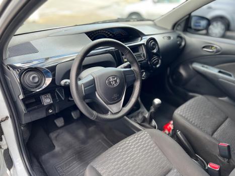 TOYOTA Etios Sedan 1.5 16V 4P FLEX X, Foto 25
