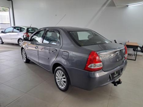 TOYOTA Etios Sedan 1.5 16V 4P FLEX XLS, Foto 4