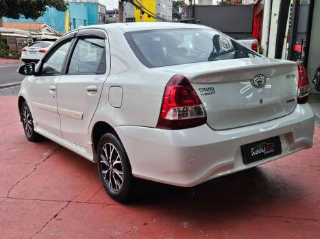 TOYOTA Etios Sedan 1.5 16V 4P FLEX PLATINUM AUTOMTICO, Foto 4