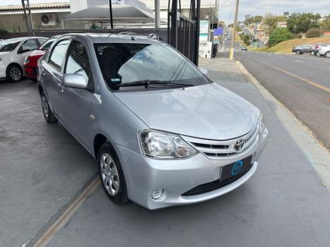 TOYOTA Etios Sedan 1.5 16V 4P FLEX XS, Foto 2