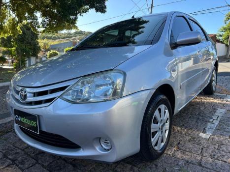 TOYOTA Etios Sedan 1.5 16V 4P FLEX XS, Foto 3