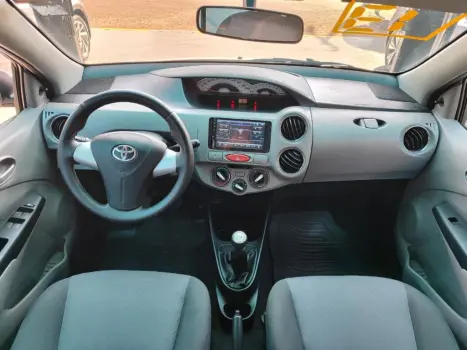 TOYOTA Etios Sedan 1.5 16V 4P FLEX XLS, Foto 8
