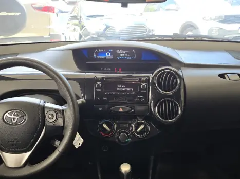 TOYOTA Etios Sedan 1.5 16V 4P FLEX XS AUTOMTICO, Foto 8