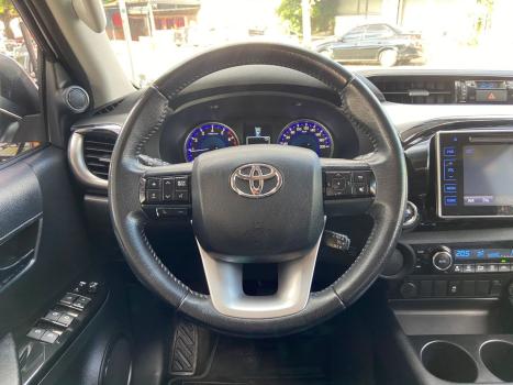 TOYOTA Hilux Caminhonete 2.7 16V 4P SRV FLEX CABINE DUPLA AUTOMTICO, Foto 13