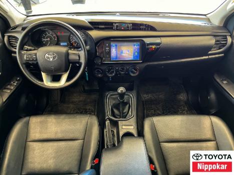 TOYOTA Hilux Caminhonete 2.8 4P 4X4 DIESEL CABINE DUPLA, Foto 6