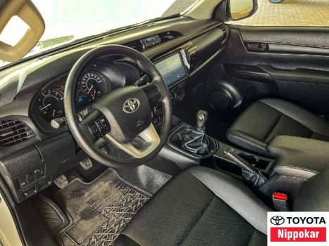 TOYOTA Hilux Caminhonete 2.8 4P 4X4 DIESEL CABINE DUPLA, Foto 3