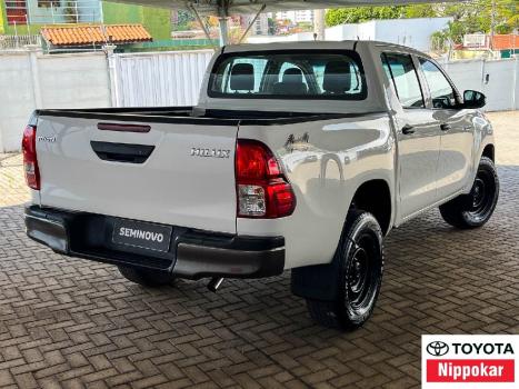 TOYOTA Hilux Caminhonete 2.8 4P 4X4 DIESEL CABINE DUPLA, Foto 8