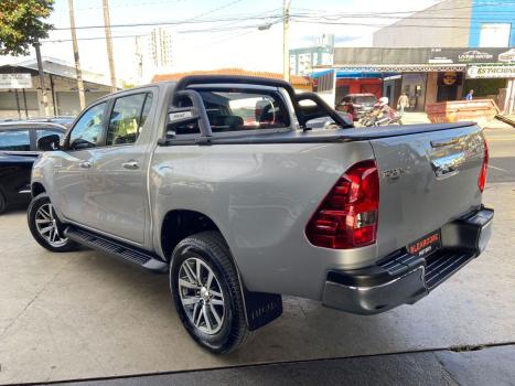 TOYOTA Hilux Caminhonete 2.7 16V 4P SRV FLEX CABINE DUPLA AUTOMTICO, Foto 5