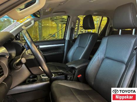 TOYOTA Hilux Caminhonete 2.8 16V 4P SRX DIESEL CABINE DUPLA, Foto 2