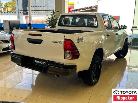 TOYOTA Hilux Caminhonete 2.8 4P 4X4 DIESEL CABINE DUPLA, Foto 8