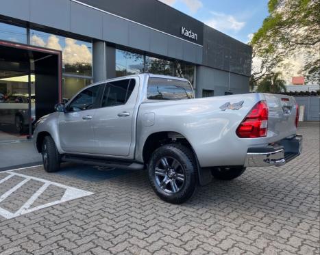 TOYOTA Hilux Caminhonete 2.8 16V 4P SR 4X4 DIESEL CABINE DUPLA AUTOMTICO, Foto 8