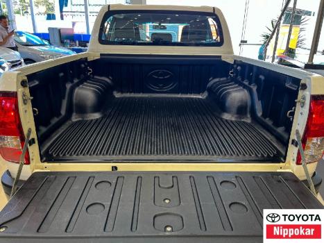 TOYOTA Hilux Caminhonete 2.8 4P 4X4 DIESEL CABINE DUPLA, Foto 7