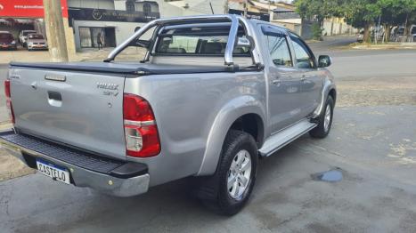 TOYOTA Hilux Caminhonete 2.7 16V 4P SRV FLEX CABINE DUPLA AUTOMTICO, Foto 4