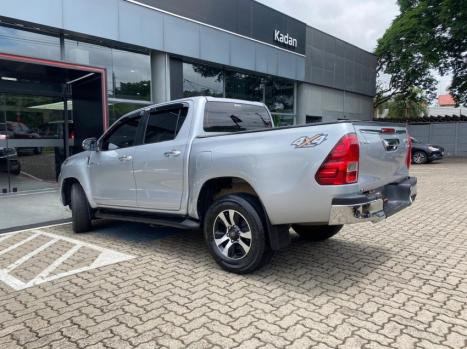 TOYOTA Hilux Caminhonete 2.8 16V 4P SR 4X4 DIESEL CABINE DUPLA AUTOMTICO, Foto 5