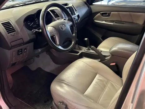 TOYOTA Hilux Caminhonete , Foto 2