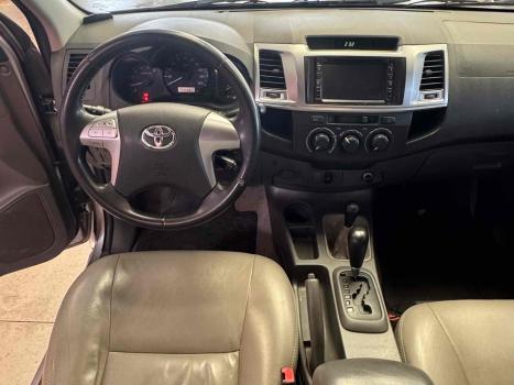 TOYOTA Hilux Caminhonete , Foto 13