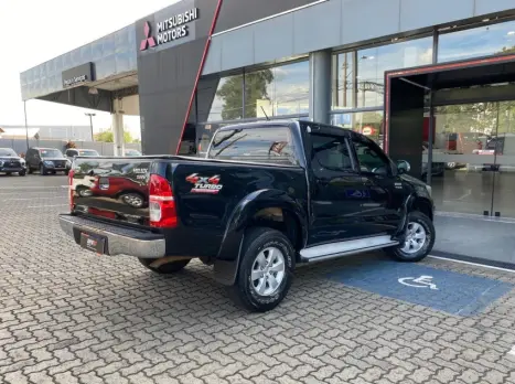 TOYOTA Hilux Caminhonete 3.0 4P 4X4 SRV TURBO DIESEL CABINE DUPLA AUTOMTICO, Foto 4