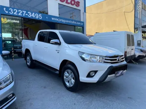 TOYOTA Hilux Caminhonete 2.7 16V 4P SRV FLEX CABINE DUPLA AUTOMTICO, Foto 2