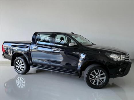 TOYOTA Hilux Caminhonete 2.8 16V SRV 4X4 DIESEL CABINE DUPLA AUTOMTICO, Foto 3