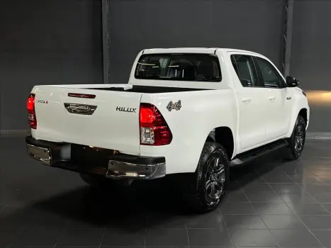 TOYOTA Hilux Caminhonete 2.8 16V 4P SR 4X4 DIESEL CABINE DUPLA AUTOMTICO, Foto 7