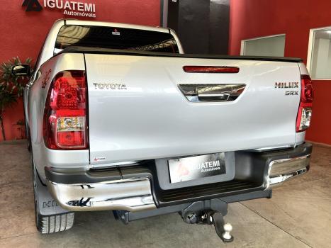 TOYOTA Hilux Caminhonete 2.8 16V SRX 4X4 DIESEL CABINE DUPLA AUTOMTICO, Foto 14