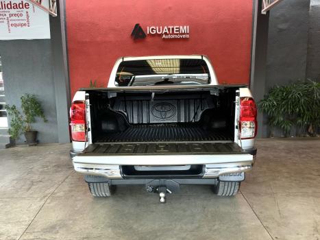 TOYOTA Hilux Caminhonete 2.8 16V SRX 4X4 DIESEL CABINE DUPLA AUTOMTICO, Foto 15