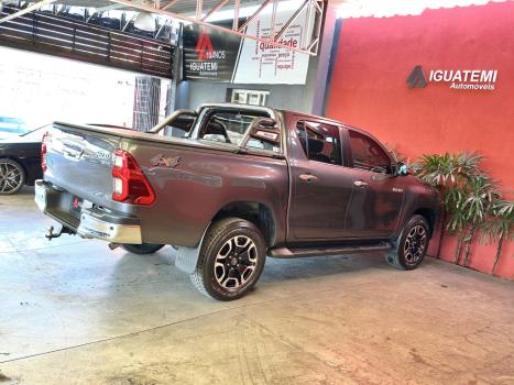 TOYOTA Hilux Caminhonete 2.8 16V 4P SRX DIESEL CABINE DUPLA, Foto 8