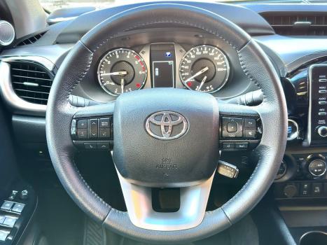 TOYOTA Hilux Caminhonete 2.8 16V 4P SRX DIESEL CABINE DUPLA, Foto 18