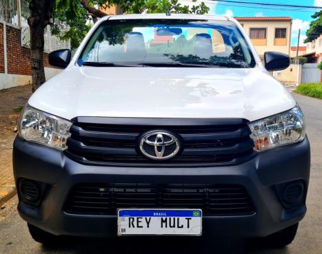 TOYOTA Hilux Caminhonete 2.8 4X4 DIESEL CABINE SIMPLES, Foto 3