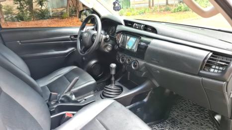 TOYOTA Hilux Caminhonete 2.8 4X4 DIESEL CABINE SIMPLES, Foto 10
