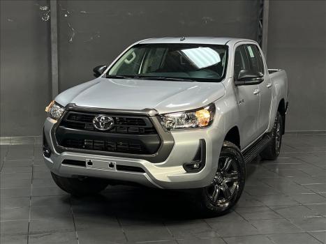 TOYOTA Hilux Caminhonete 2.8 16V 4P SR 4X4 DIESEL CABINE DUPLA AUTOMTICO, Foto 2