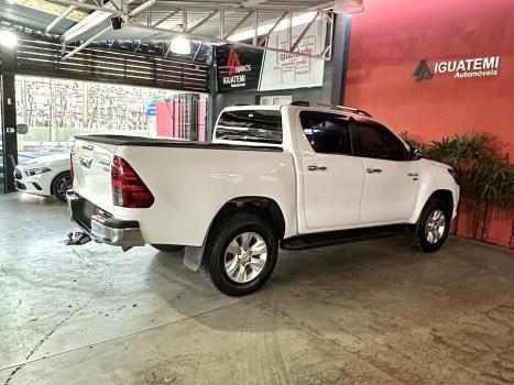 TOYOTA Hilux Caminhonete 2.7 16V 4P SRV FLEX CABINE DUPLA AUTOMTICO, Foto 2