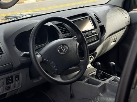 TOYOTA Hilux Caminhonete 3.0 16V 4P 4X4 SRV TURBO DIESEL CABINE DUPLA AUTOMTICO, Foto 8