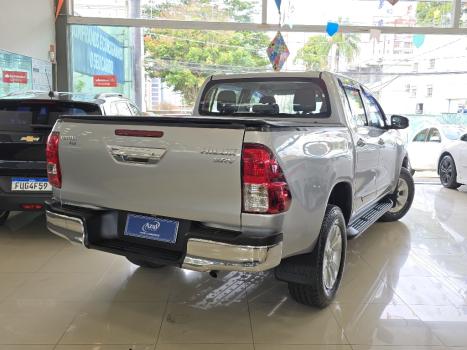 TOYOTA Hilux Caminhonete 2.7 16V 4P SRV FLEX CABINE DUPLA AUTOMTICO, Foto 6