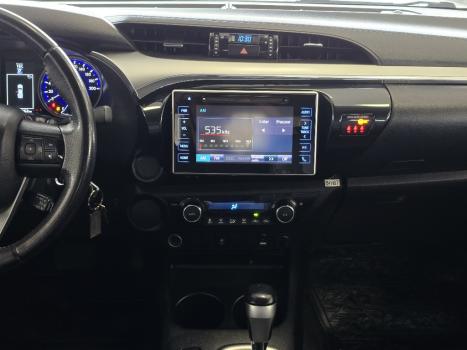 TOYOTA Hilux Caminhonete 2.7 16V 4P SRV FLEX CABINE DUPLA AUTOMTICO, Foto 8