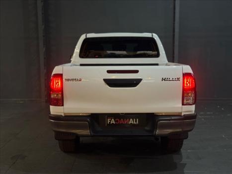 TOYOTA Hilux Caminhonete 2.8 16V 4P POWER PACK TURBO DIESEL 4X4 CABINE DUPLA, Foto 8