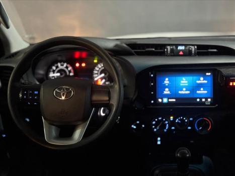TOYOTA Hilux Caminhonete 2.8 16V 4P POWER PACK TURBO DIESEL 4X4 CABINE DUPLA, Foto 10