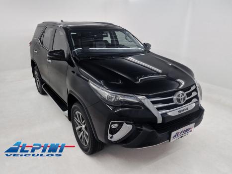 TOYOTA Hilux Caminhonete , Foto 2