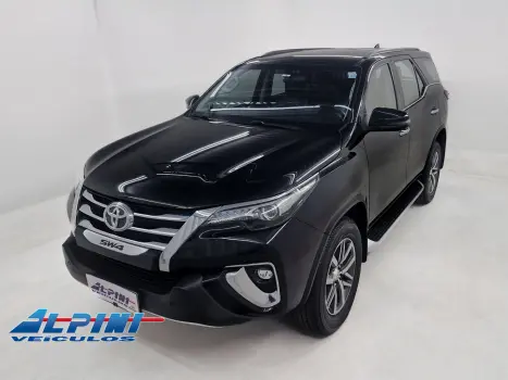 TOYOTA Hilux Caminhonete , Foto 1