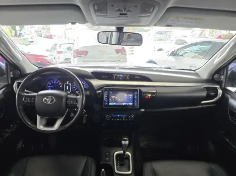 TOYOTA Hilux Caminhonete 2.7 16V 4P SRV FLEX CABINE DUPLA AUTOMTICO, Foto 7