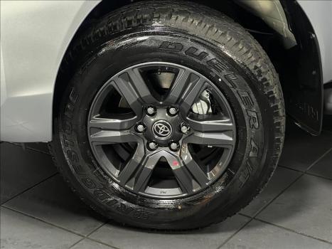 TOYOTA Hilux Caminhonete , Foto 7