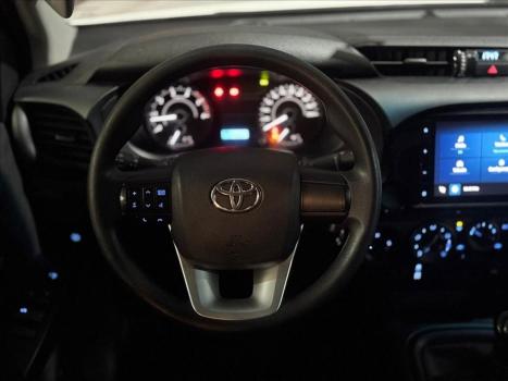 TOYOTA Hilux Caminhonete 2.8 16V 4P POWER PACK TURBO DIESEL 4X4 CABINE DUPLA, Foto 13