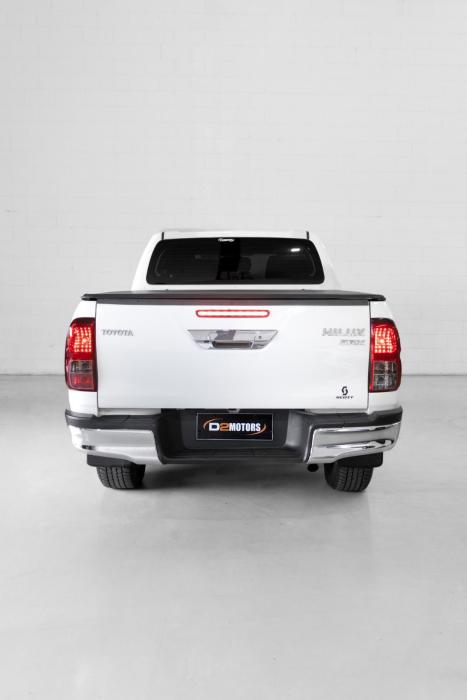 TOYOTA Hilux Caminhonete 2.8 16V 4P SRX DIESEL CABINE DUPLA, Foto 5